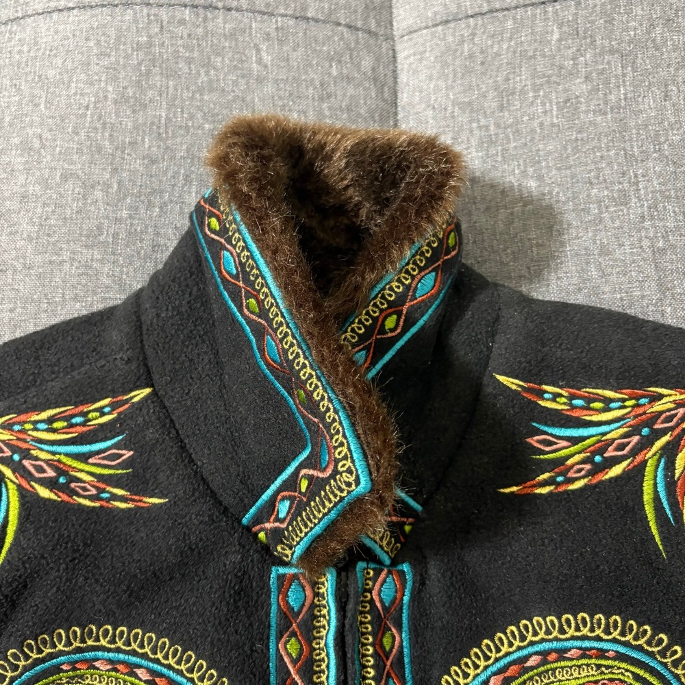 Vintage Bob Macke Vest Women Medium Black Faux Fur Embroidered Wearable Art - Picture 3 of 6